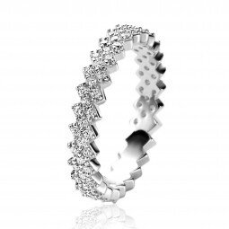 ZINZI zilveren ring met smalle rechthoekjes, trapsgewijs naast elkaar geplaatst en schitterend bezet met witte zirconia's 4mm breed ZIR2547