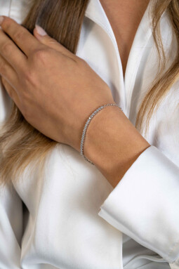 ZINZI zilveren armband, in het midden bezet met 21 witte zirconia's 16-19cm ZIA2370