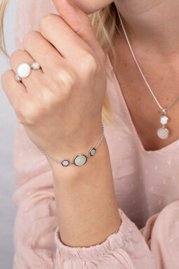 ZINZI zilveren schakel armband rond parelmoer zeshoek wit ZIA2011