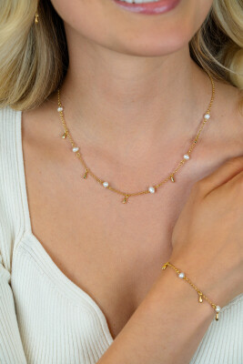 ZINZI gold plated zilveren ketting met witte zoetwaterparels en druppeltjes 42-45cm ZIC2753