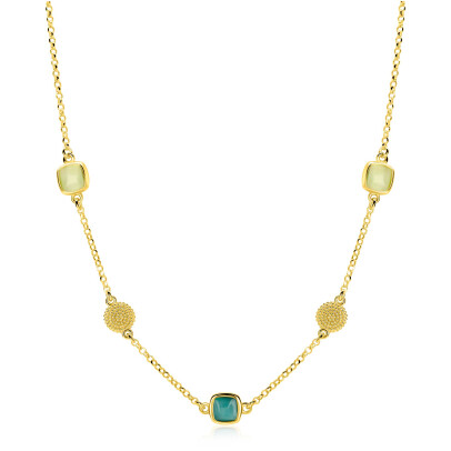 ZINZI gold plated zilveren ketting 45cm met drie vierkante kleurstenen in zachte groentinten, afgewisseld met ronde structuurelementen ZIC2904