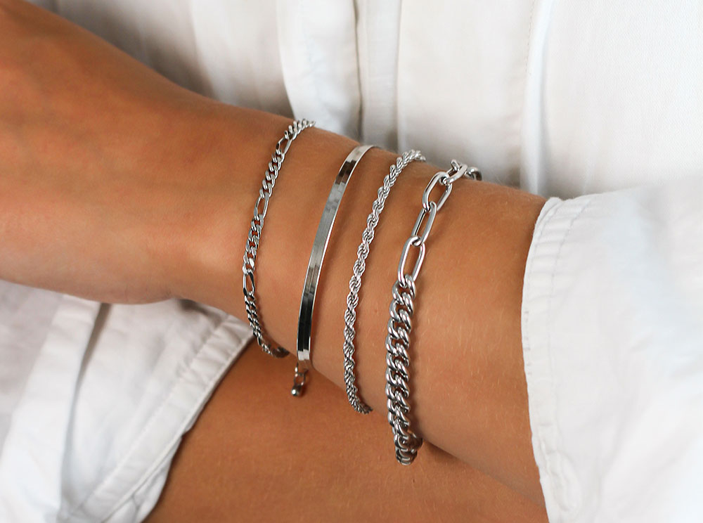 ear cuffs trend